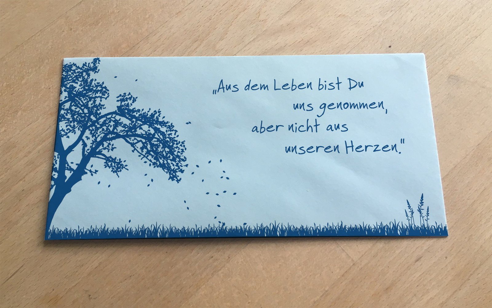 was schreibt man auf den umschlag einer trauerkarte